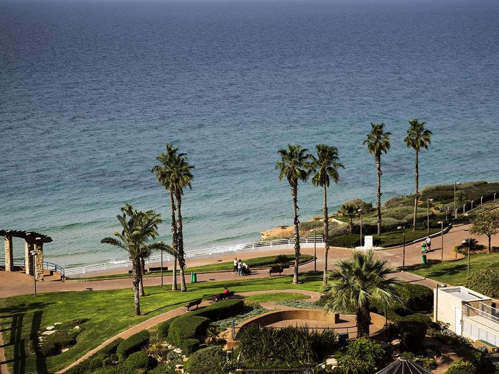 David Tower Hotel Netanya By Prima Hotels - 16 Years Plus المظهر الخارجي الصورة View of the Mediterranean Sea from the campus